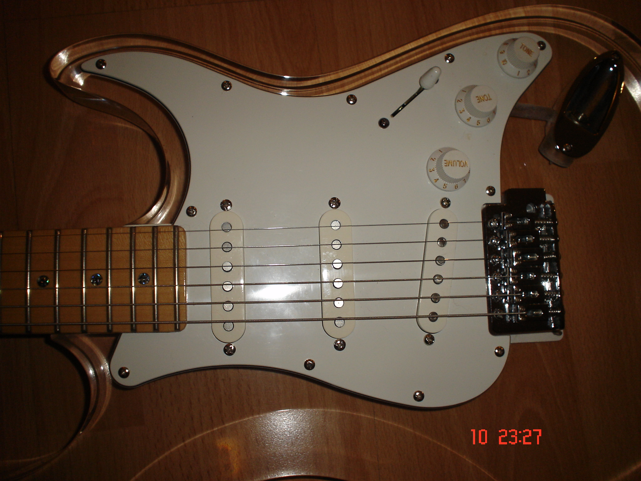 Pickguard.JPG