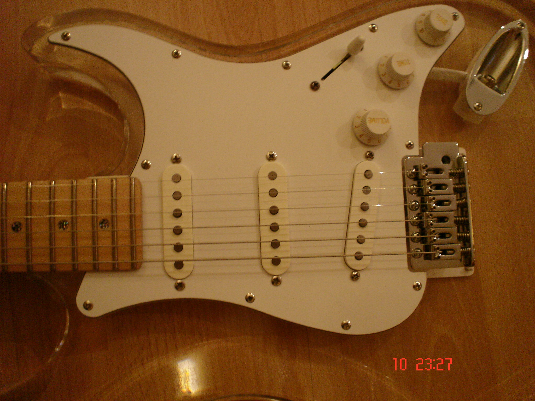 Pickguard2.JPG